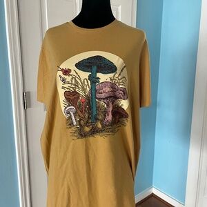 Goodfellow & Co. Mens Mushroom Tee Sz L